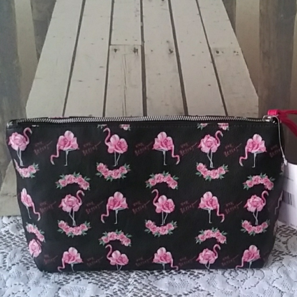 Betsey Johnson Flamingo Wristlet - Picture 3 of 8